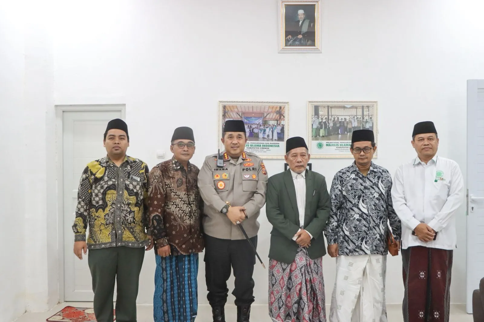 Kapolresta Cirebon Jalin Silaturahmi dengan Ketua MUI, Perkuat Sinergitas Jaga Kamtibmas