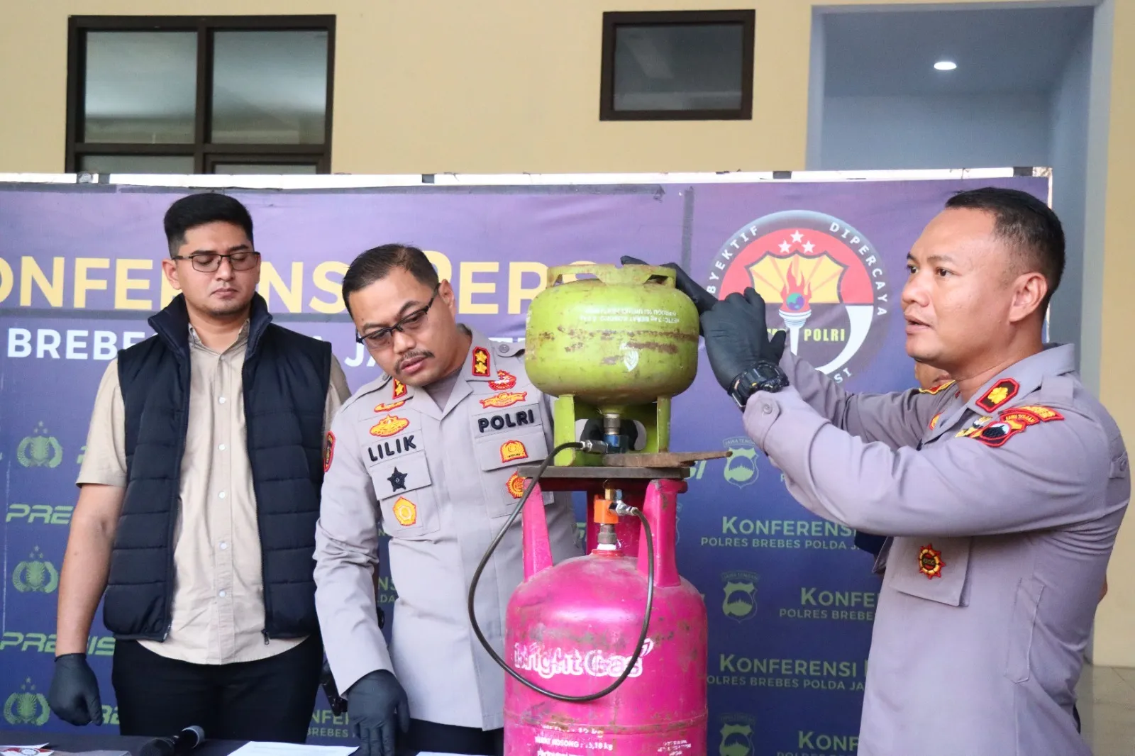 Polres Brebes Ungkap Praktik Pengoplosan LPG Bersubsidi di Gudang Sekolah, Kerugian Negara Capai Rp802 Juta